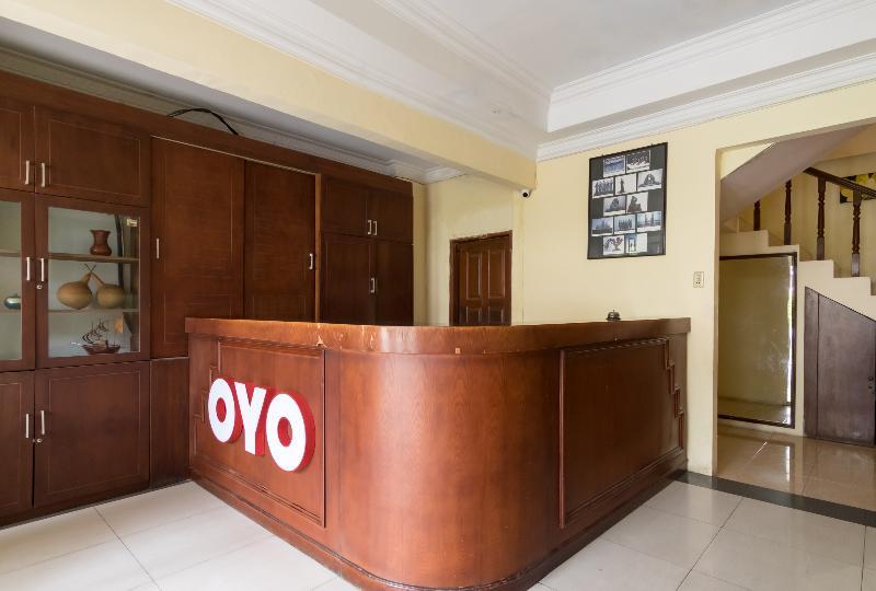 OYO 1030 Hotel Bumi Asih Medan Exterior foto